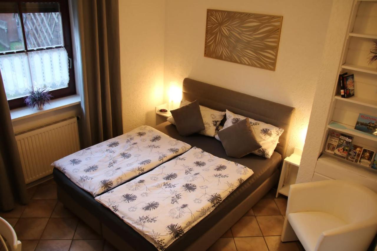 Gaeste Apartement Casa Luber Thalmassing  Extérieur photo